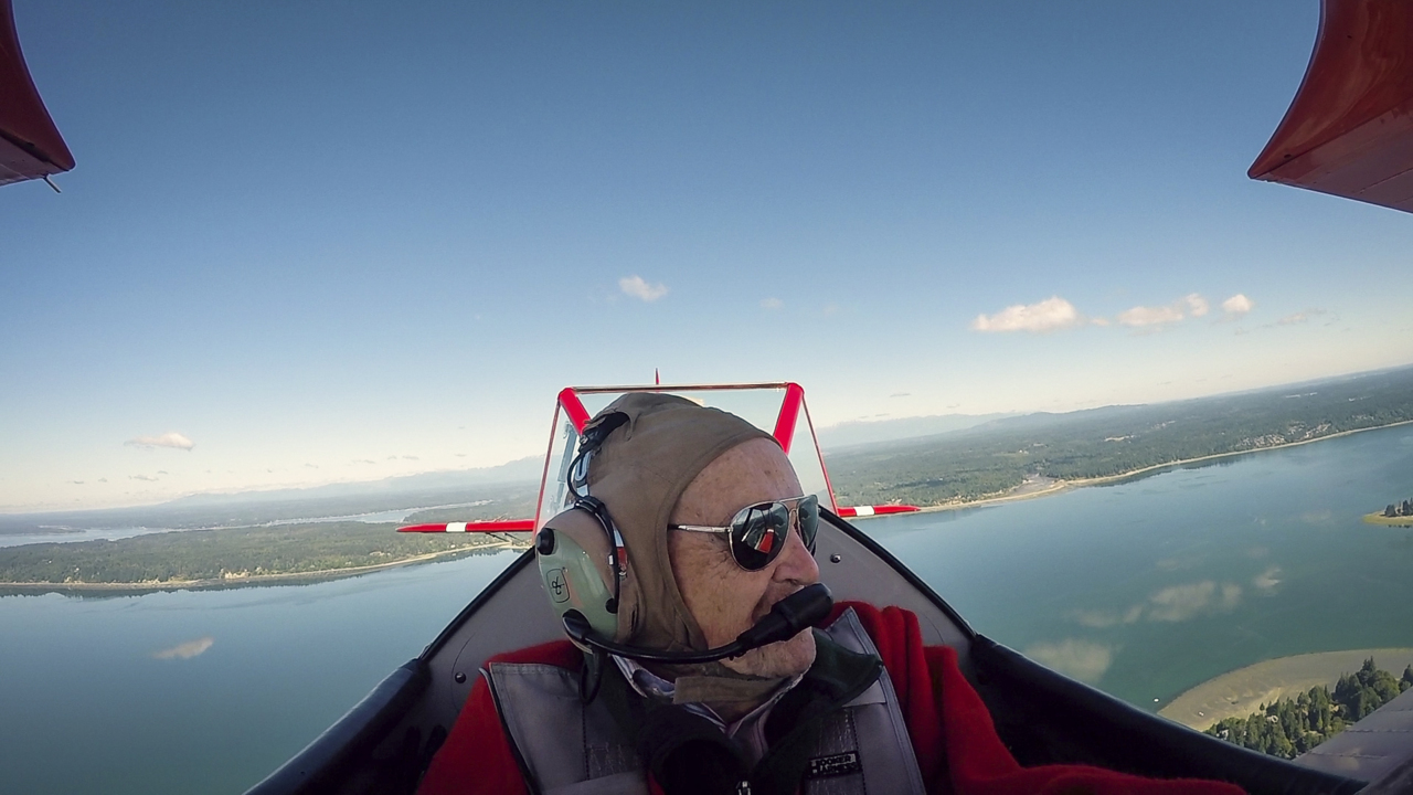 Going from 90 to 19. WWII vets fly again to commemorate their service