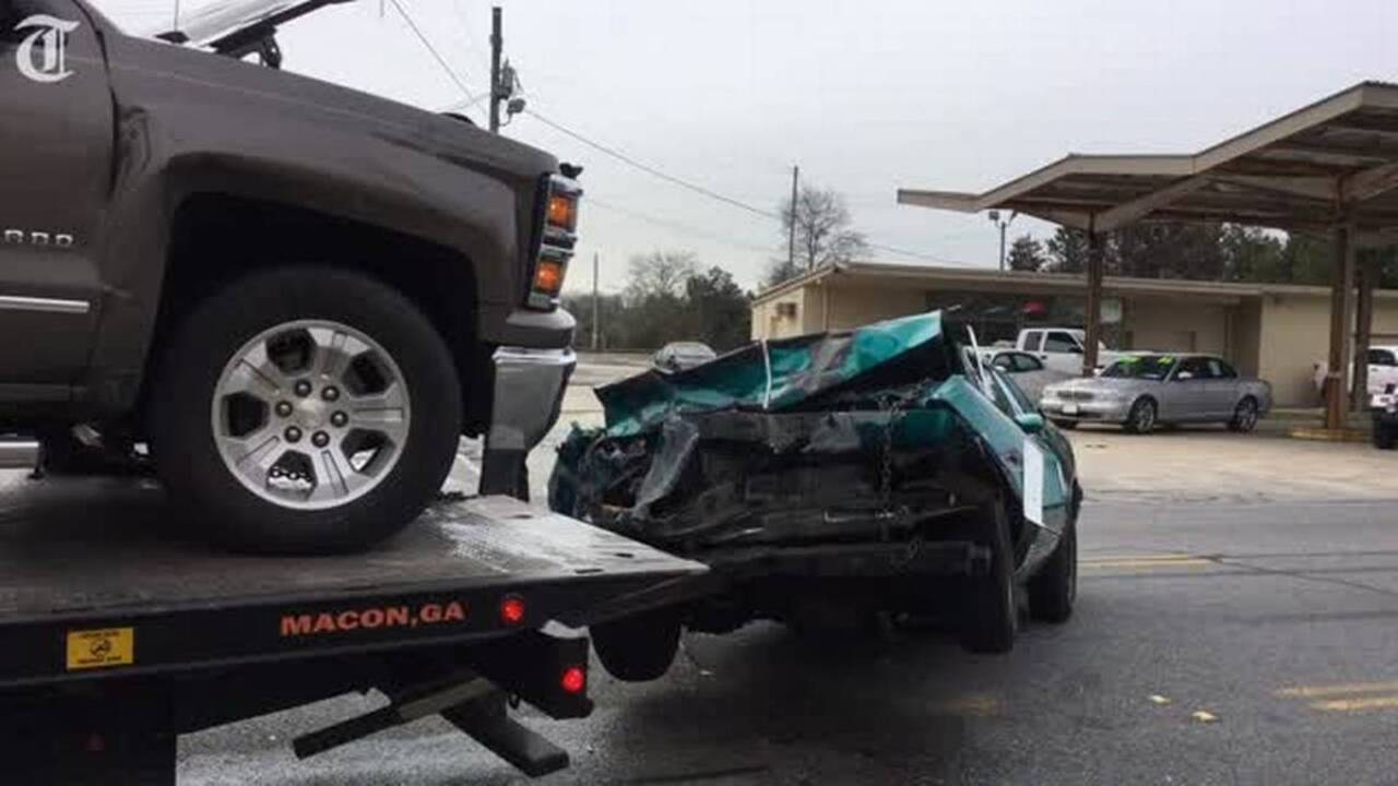 Chase exceeds 100mph, ends in crash on Vineville (Video) | Macon Telegraph