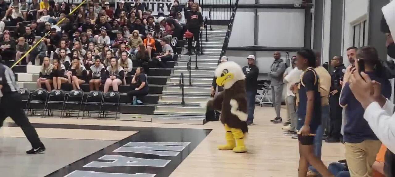South Carolina signee MiLaysia Fulwiley’s highlights against Gray Collegiate