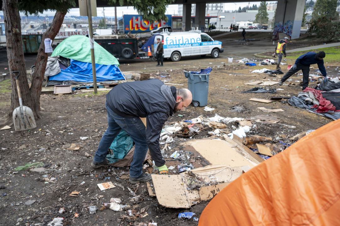 Cleanup begins of homeless encampment beneath I-705 in Tacoma