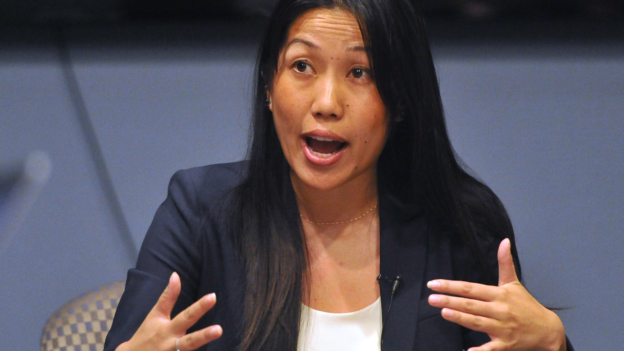 Does challenger Elizabeth Heng ‘have Trump’s back,’ as Jim Costa ad claims?