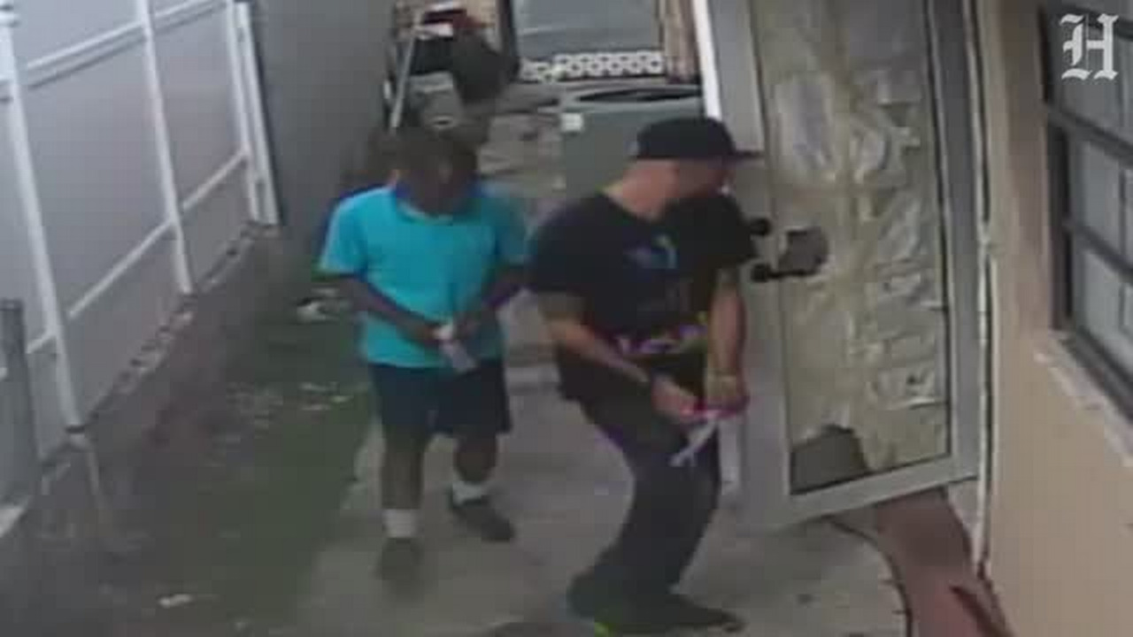 Caught on camera: Burglars breaking into home in SW Miami-Dade | Miami ...