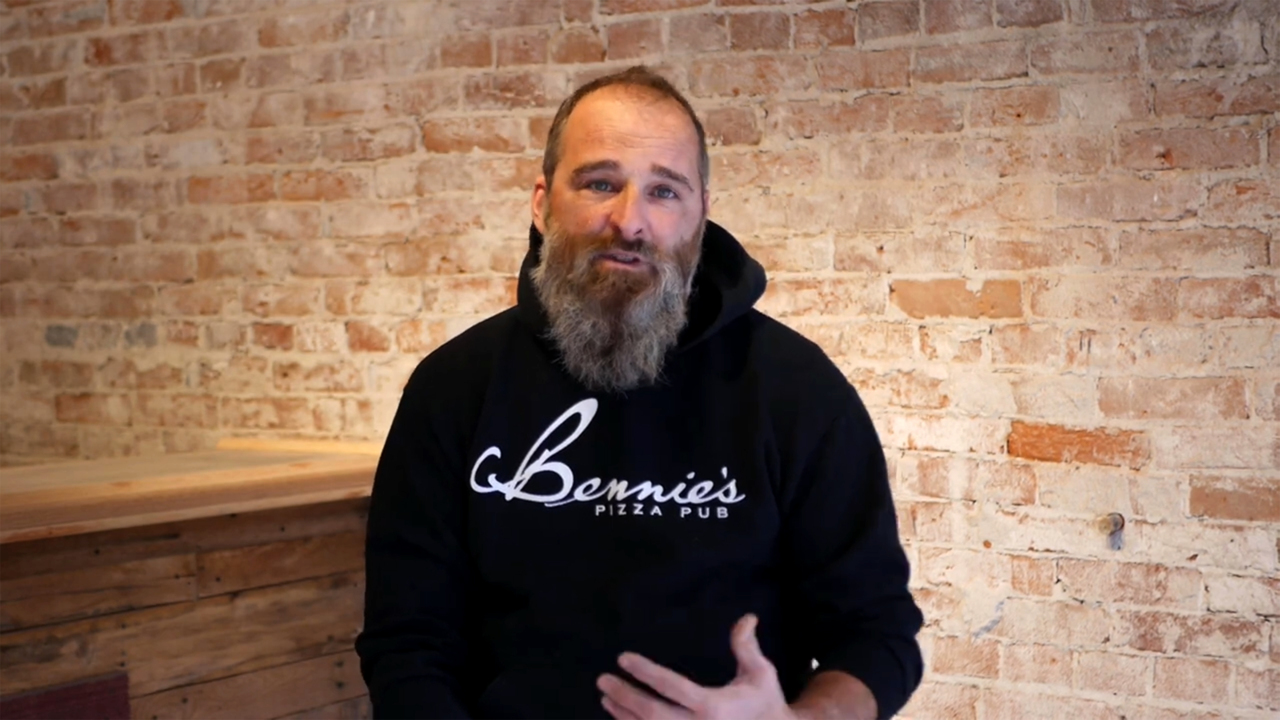 Belleville’s Bennie’s Pizza Pub owner shares COVID-19 experience during Prayer Breakfast