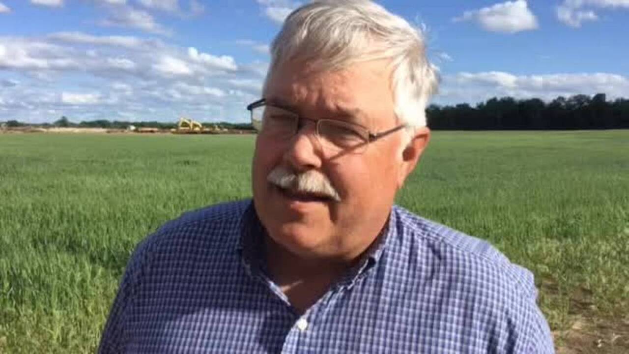 Falling ag land values mean trouble for farmers