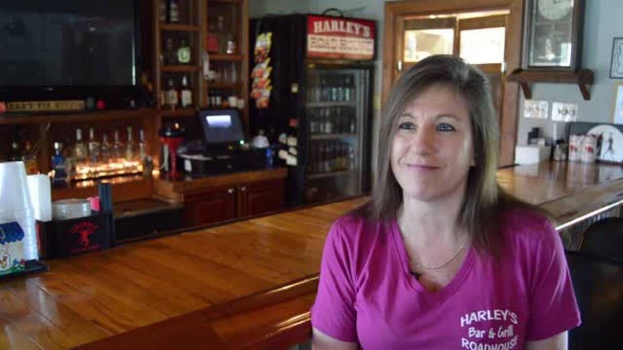 Hot Pour | Meet Amy Wilson of Harley's Roadhouse in Little River