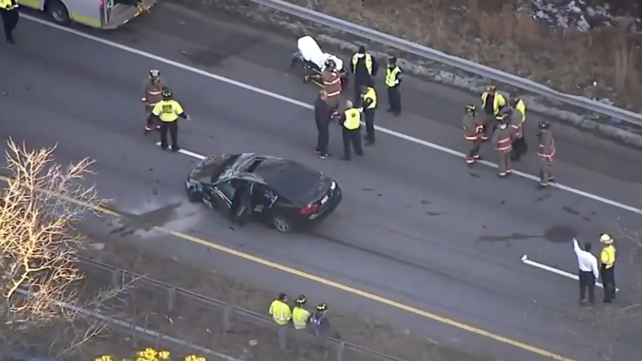 Crash closes all lanes of I-85 northbound in Durham