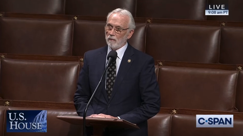 Rep. Dan Newhouse presents House resolution censuring Rep. Al Green over Trump heckling