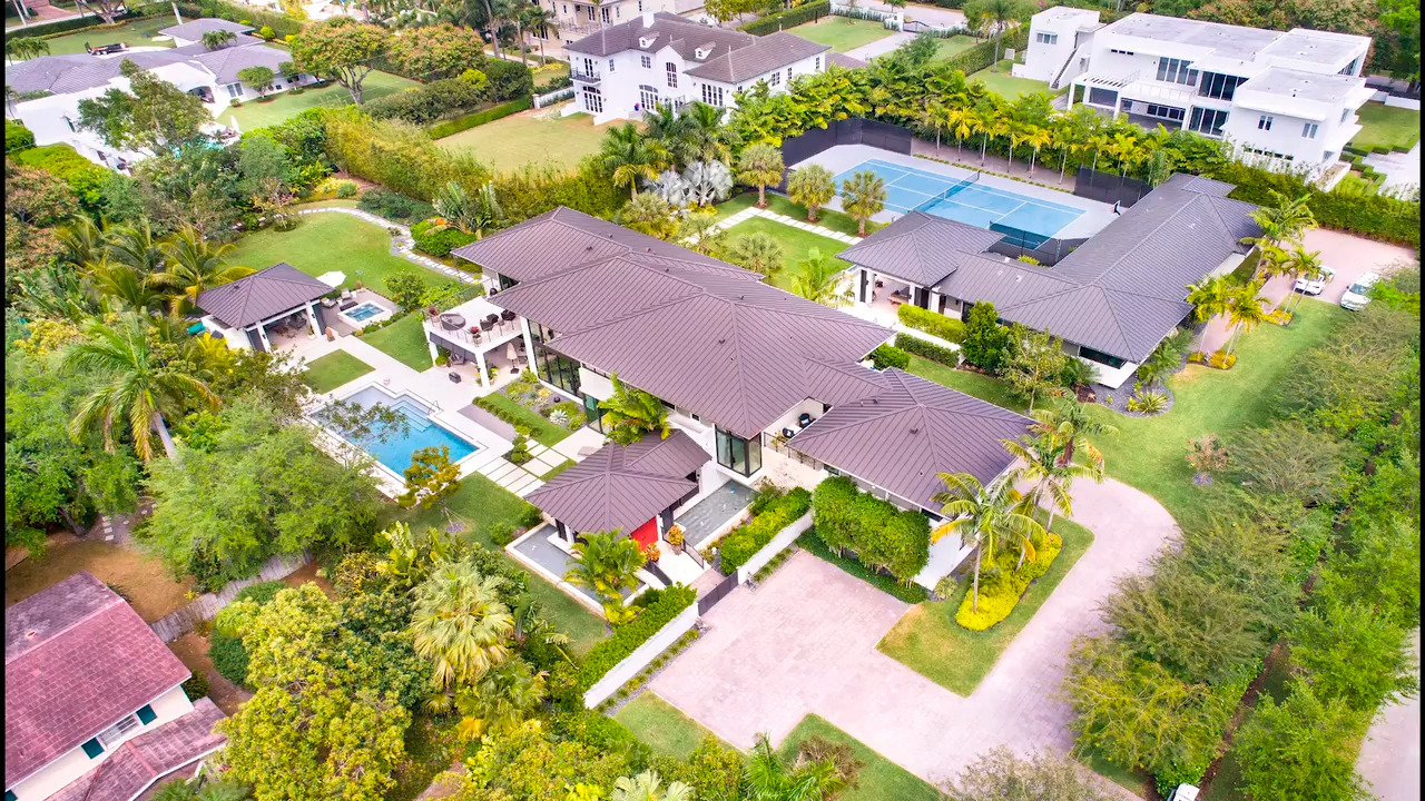 Take a look at this Miami home, which just got sold for $9.2 million