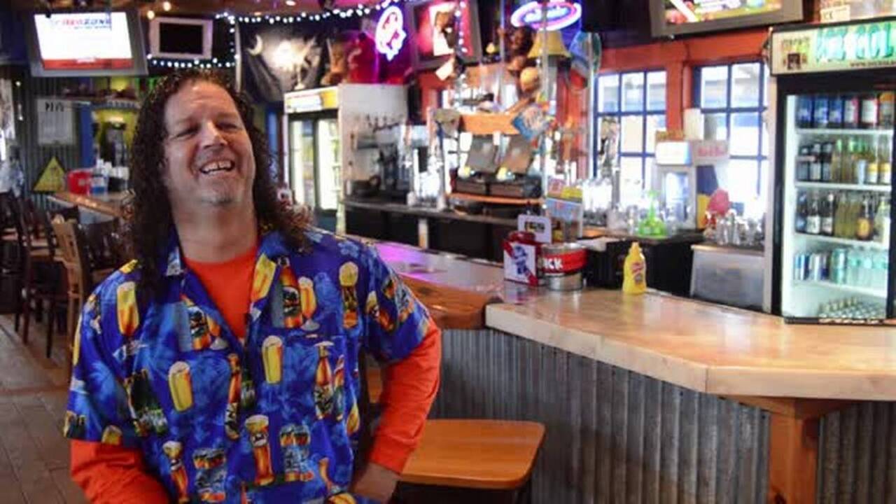 Frank Braddock of Dick's Last Resort in North Myrtle Beach talks Pale Horse, New Years Resolutions, and duct tape | Hot Pour