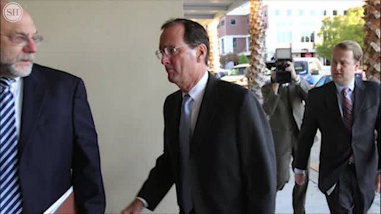 Readers views: Misleading stories + moving federal agencies