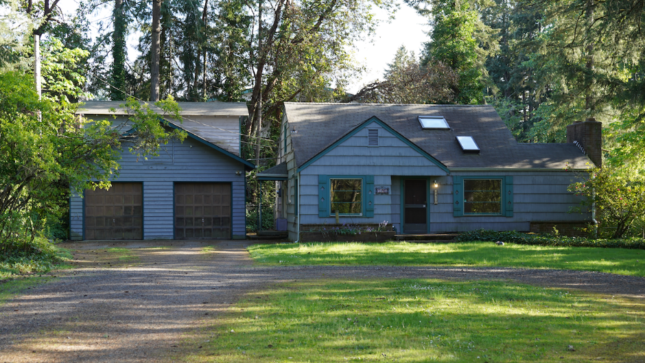 Peninsula School District buys second house near Peninsula High School