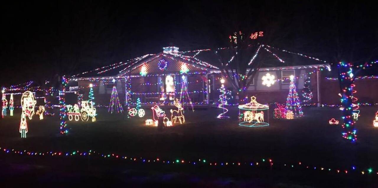 North-side Christmas light route