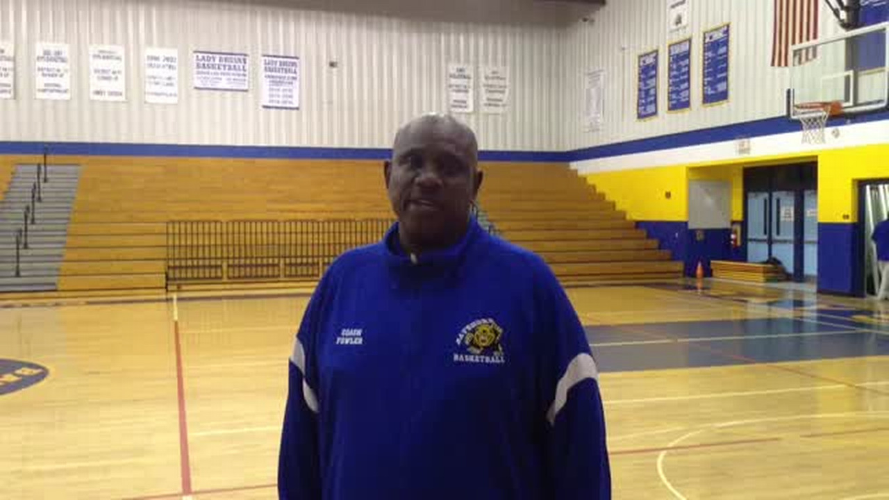 Bayshore wipes out 19-point deficit to advance to district boys basketball semifinal 