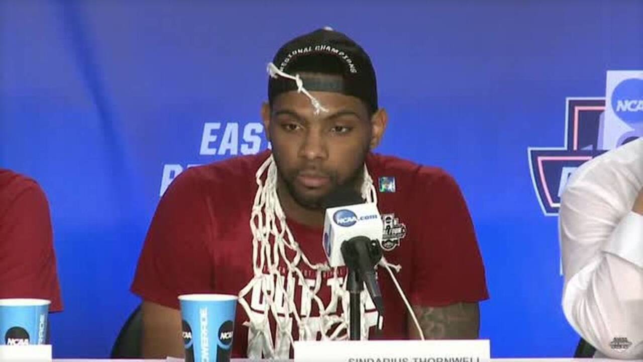 Thornwell describes the Gamecocks overcoming halftime deficit to beat Florida 