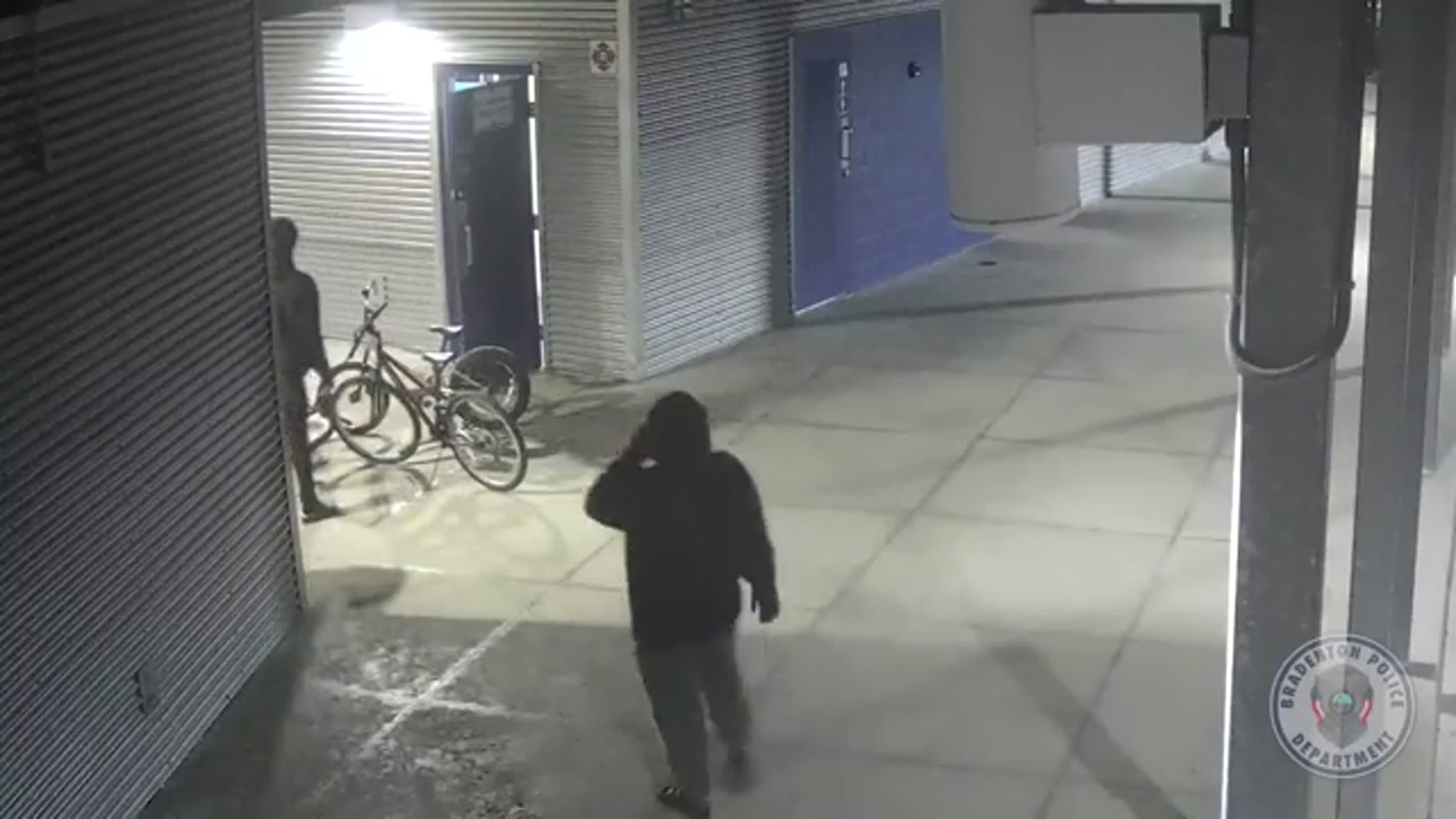 Teens facing criminal charges after Bradenton restroom destroyed