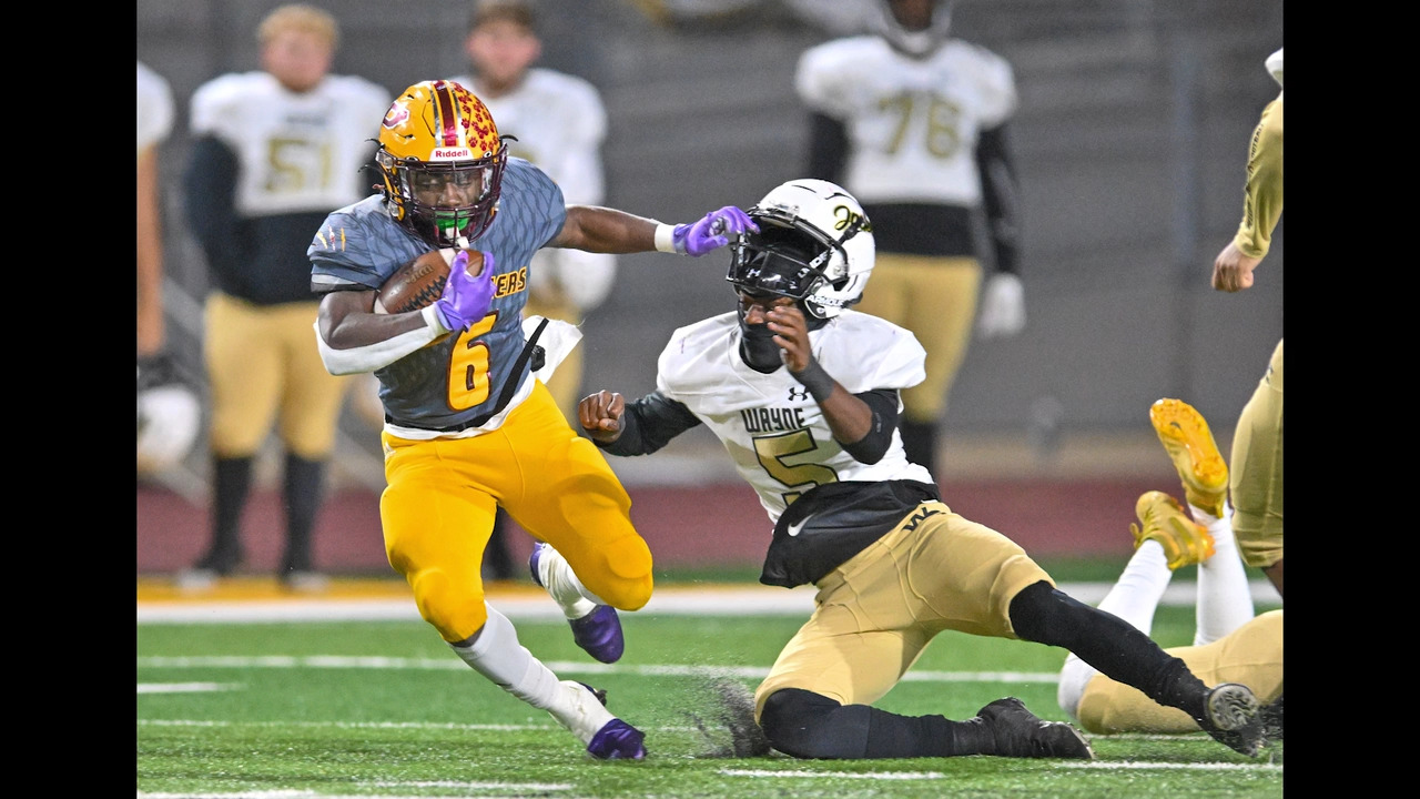 View photos from Middle Georgia high school football second round playoff games