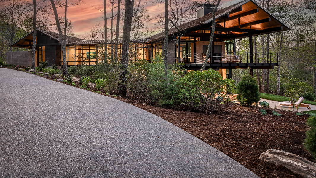 Breathtaking home in North Carolina surrounded by green landscape is for sale: $8.8M