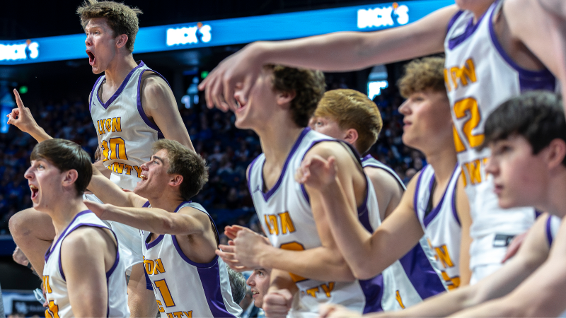 Slideshow: Lyon County beats Adair County in Boys’ Sweet 16