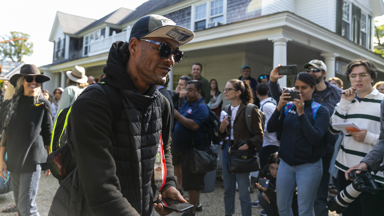 DeSantis: ‘Trying to profile’ Florida-bound migrants in Texas in relocation program