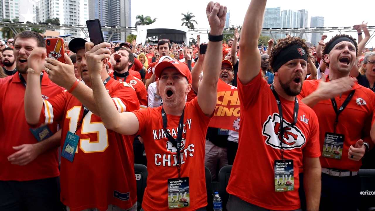 Family, friends of Chiefs staff get ‘royal’ treatment at team hotel before Super Bowl