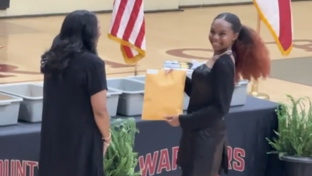 Russell County student goes viral after earning $1.8 million in scholarships