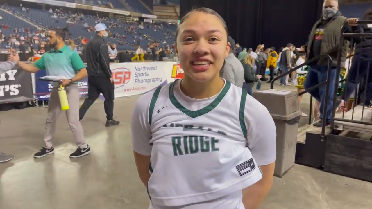 Emerald Ridge wins first state basketball tournament game in school history, defeating Moses Lake, 44-34