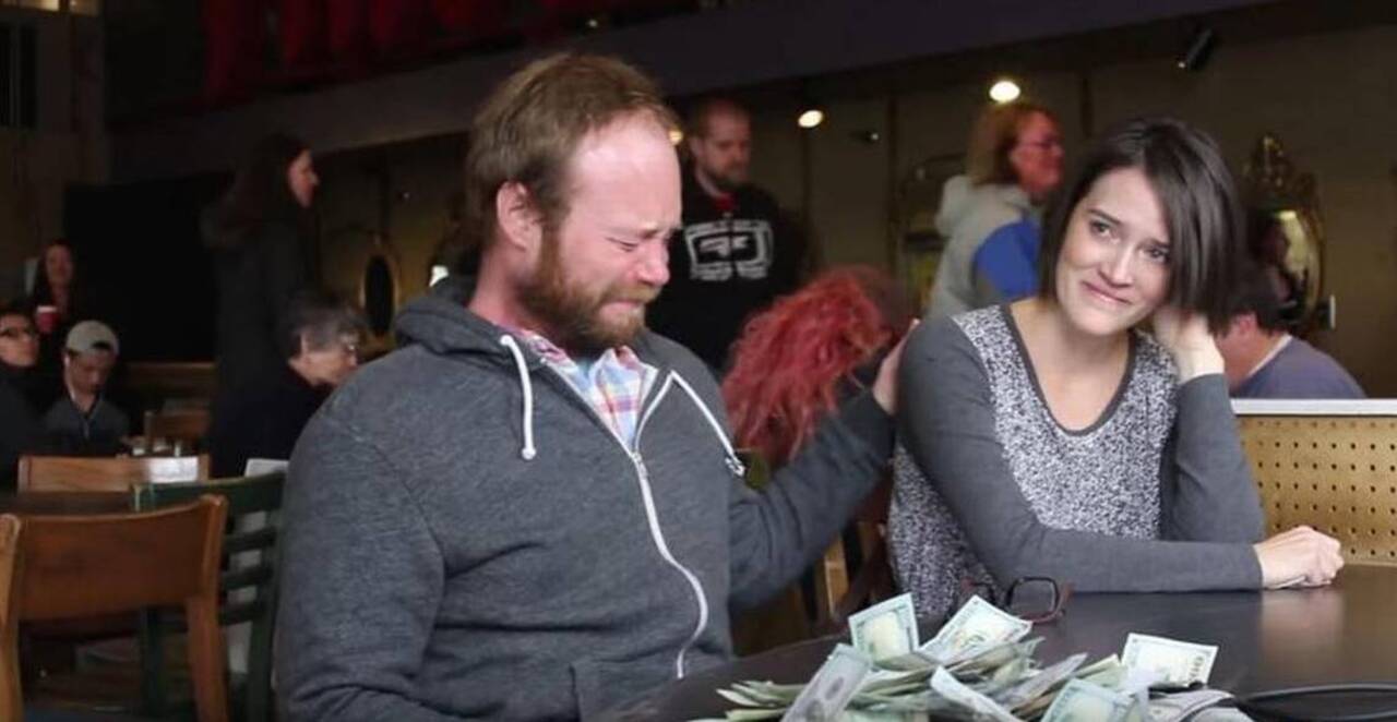 Thank you video turns into flash mob supporting mom with cancer