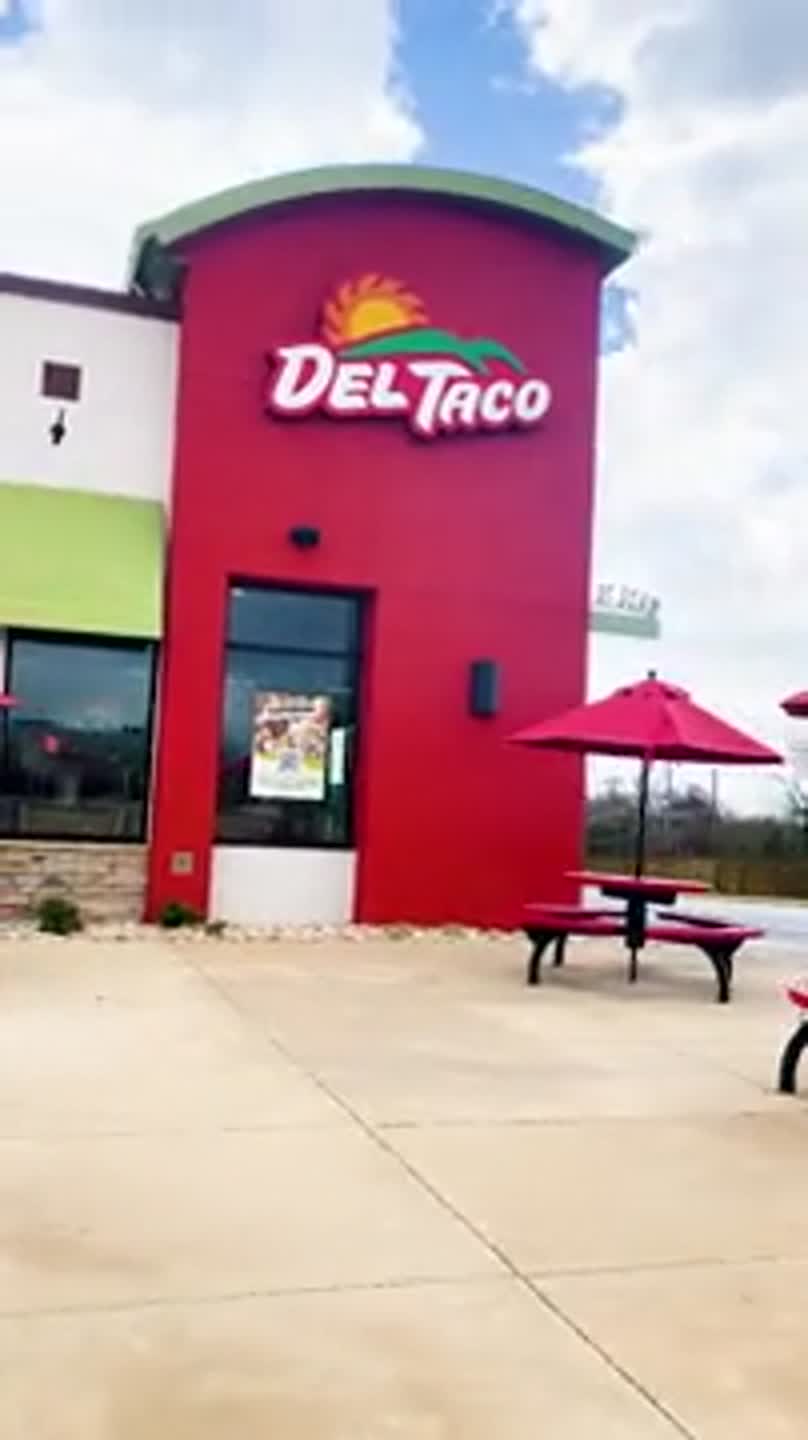 Video: Local Del Taco restaurants close