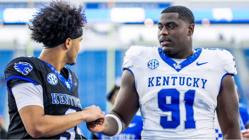 Mark Story and Caroline Makauskas on Kentucky football, Week 3 UK vs. No. 9 Texas A&M