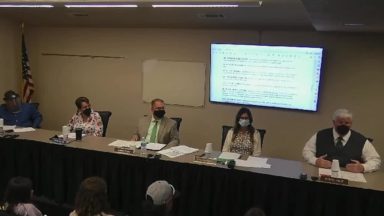 Oakdale school board member comments on mask enforcement