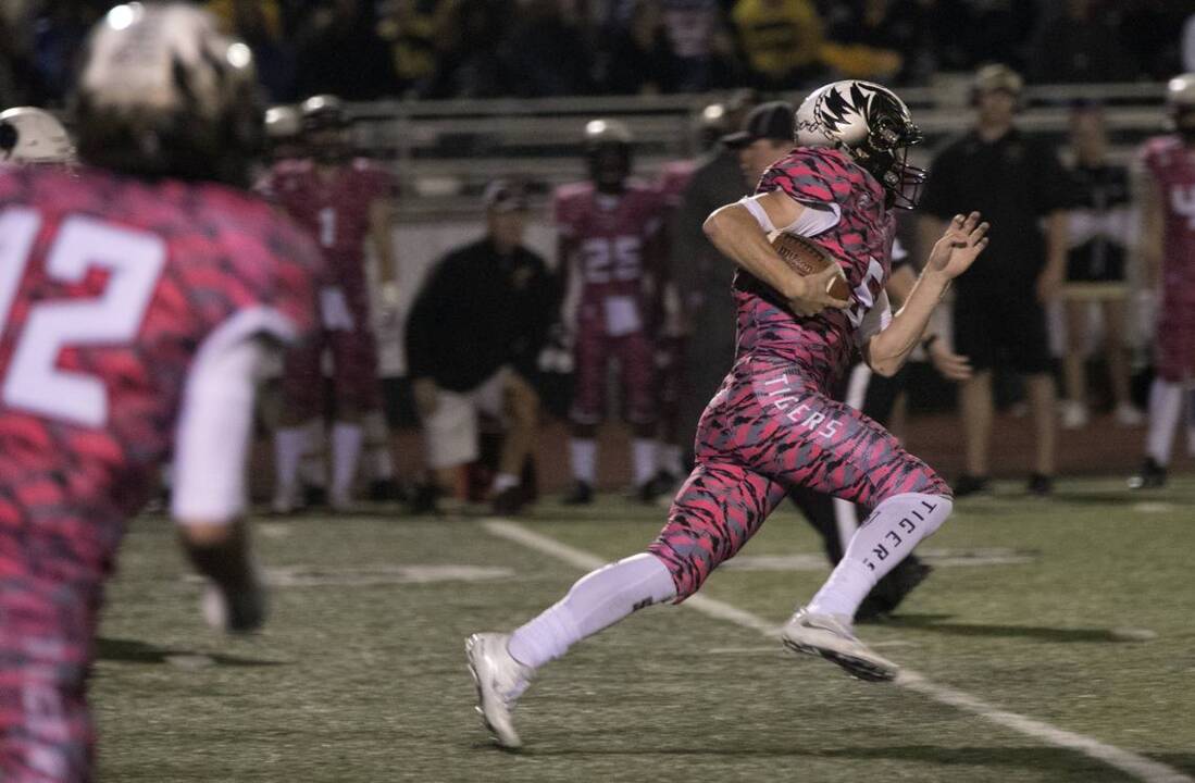 Watch some of this week's best high school touchdowns