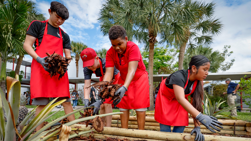 Miami Heat celebrate Earth Day at Driftwood Middle School