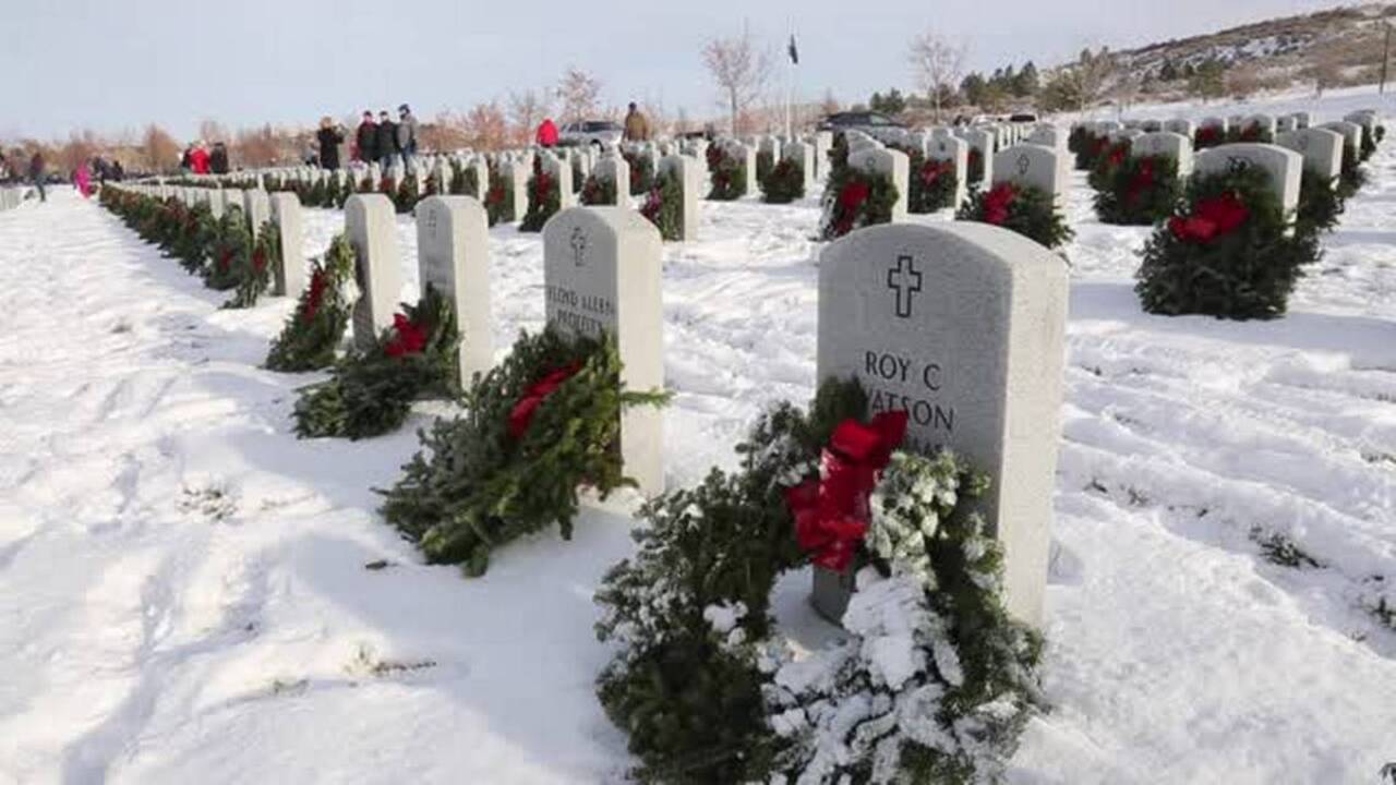Idaho honors deceased service men and women with wreaths