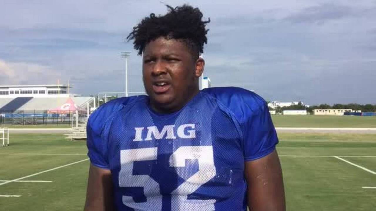 IMG Academy football’s Cesar Ruiz bucks tough hometown trend to make dreams come true
