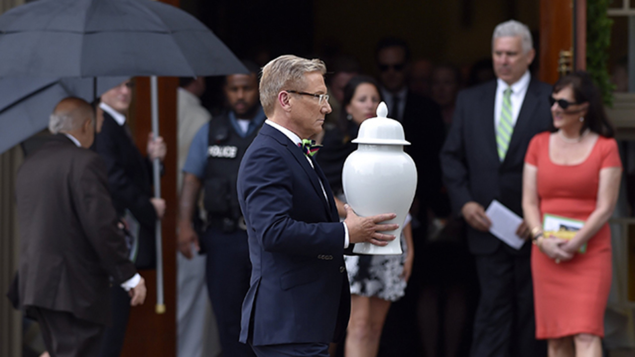 How Different Religions Bury Their Dead