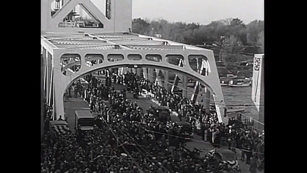 Watch the 1935 opening of Tower Bridge in Sacramento