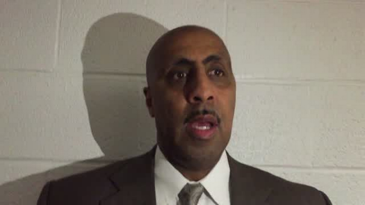 VIDEO: Lorenzo Romar discusses Huskies' 82-81 loss to Oregon State