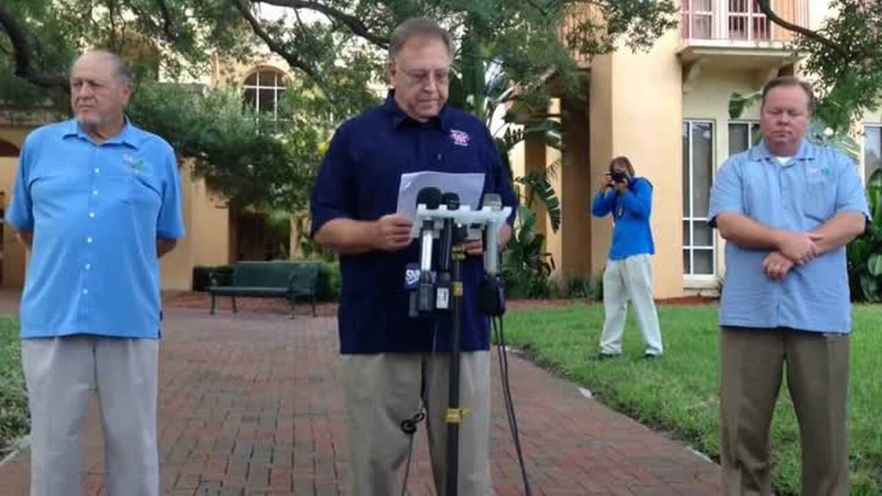 Former Manatee High football coach Joe Kinnan sues school board, former officials