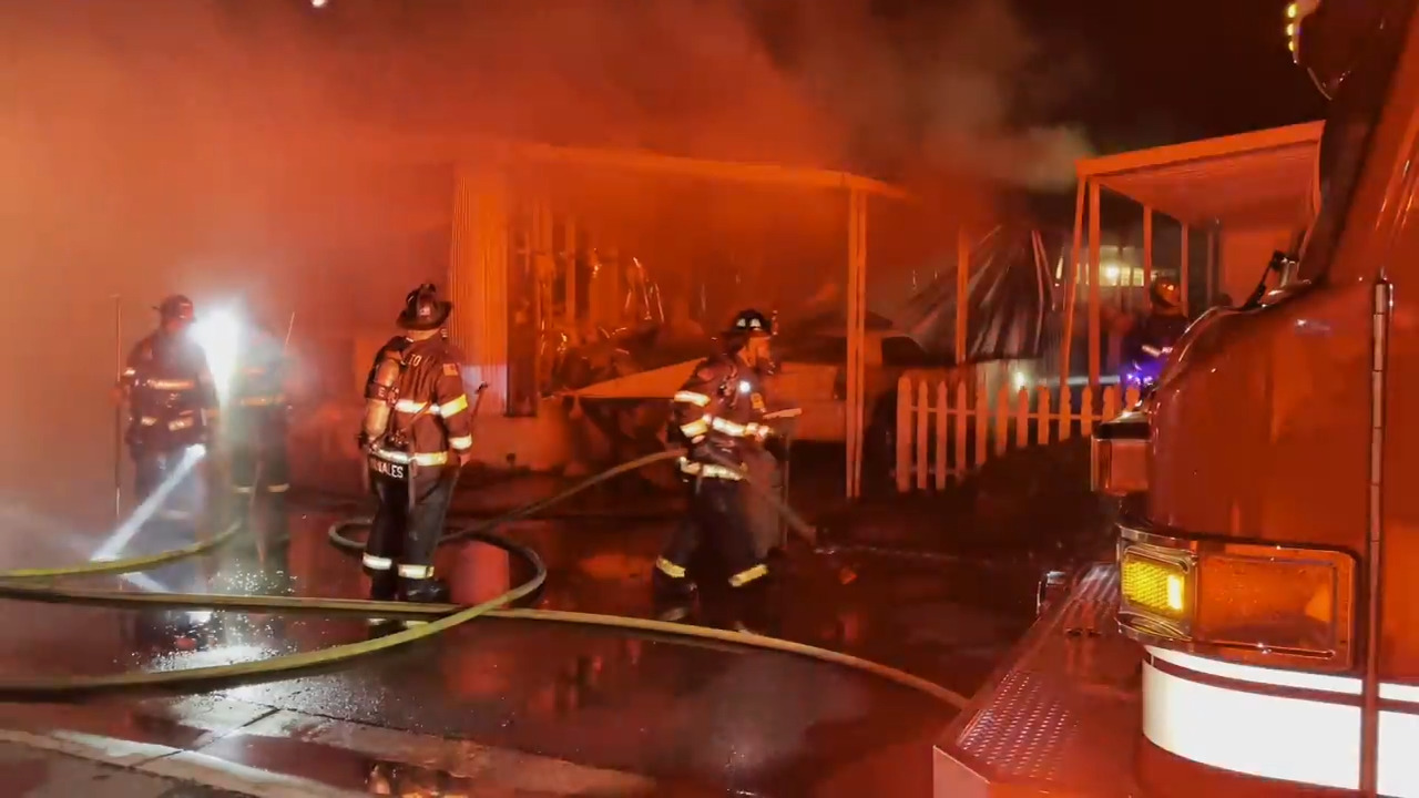 Scene of Modesto mobile home park fire (Video) | Modesto Bee