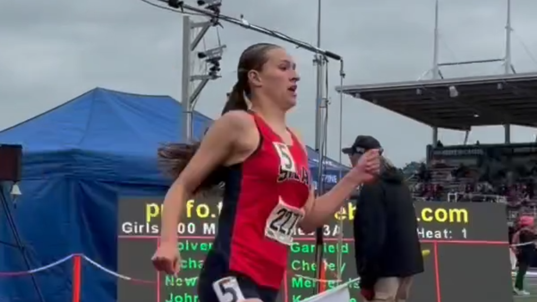Watch: Silas' Savannah Hinton claims 3A Girls 100M Hurdles state title