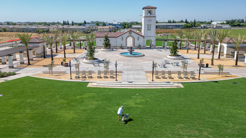 Village Green park in Clovis' Loma Vista area is now open (Video ...