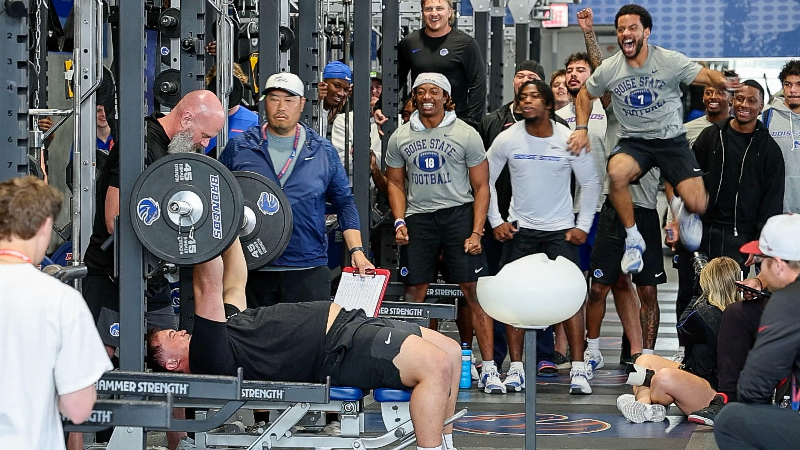 Former Bronco Braxton Fely bench presses for NFL scouts at Pro Day