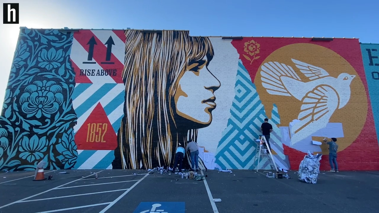 ‘Eyes open, mind open’: Famous artist with Rock Hill ties creates downtown mural