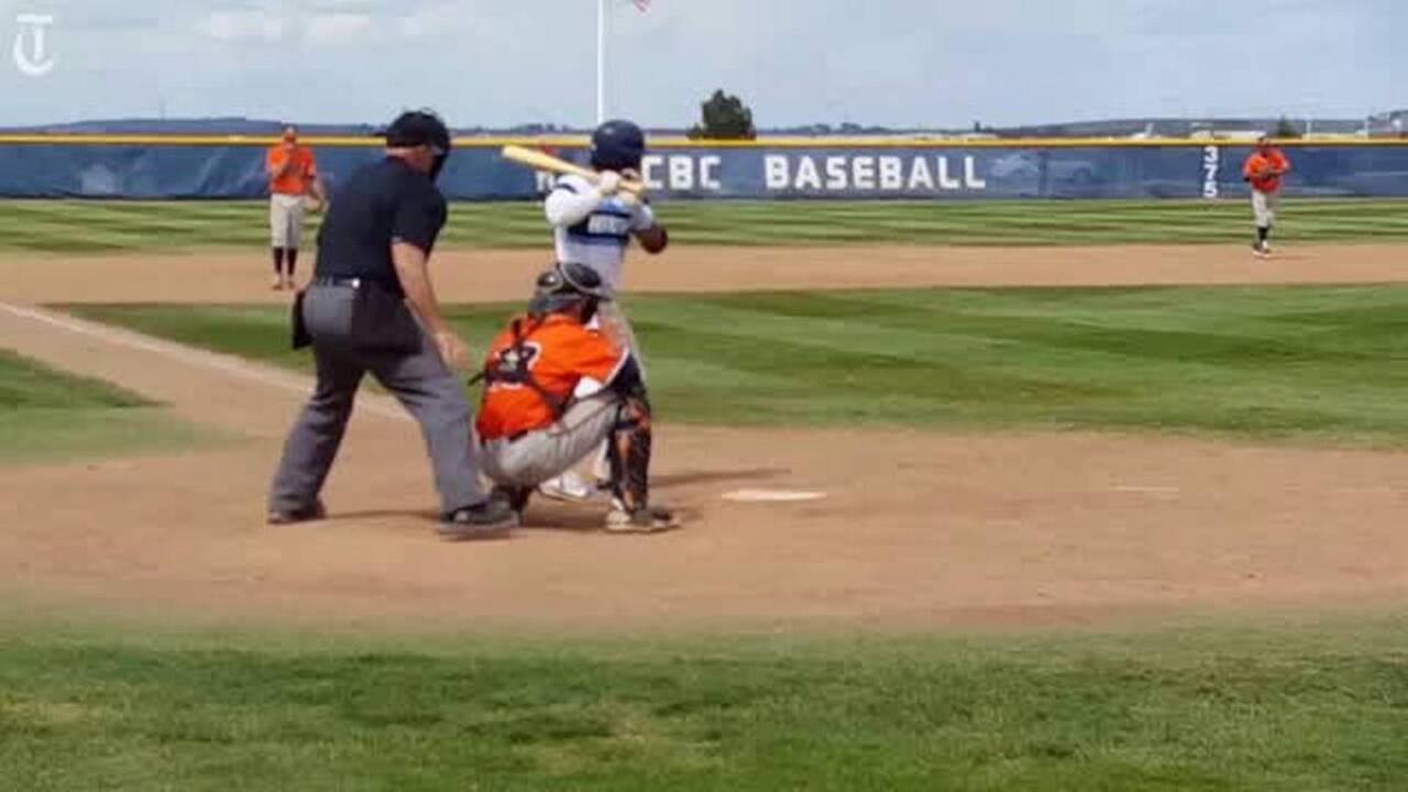 Columbia Basin splits key NWAC East doubleheader with TVCC