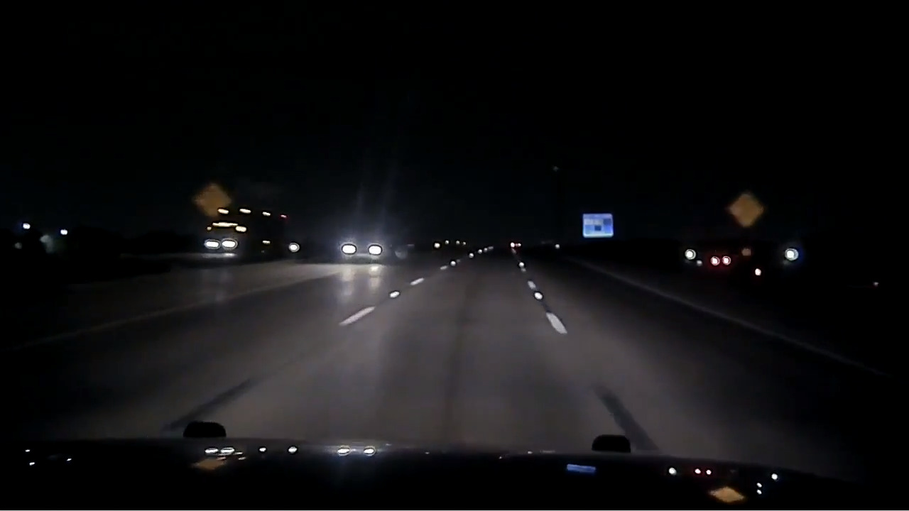 Texas cop dashcam shows drunk driver speeding wrong way on highway ...
