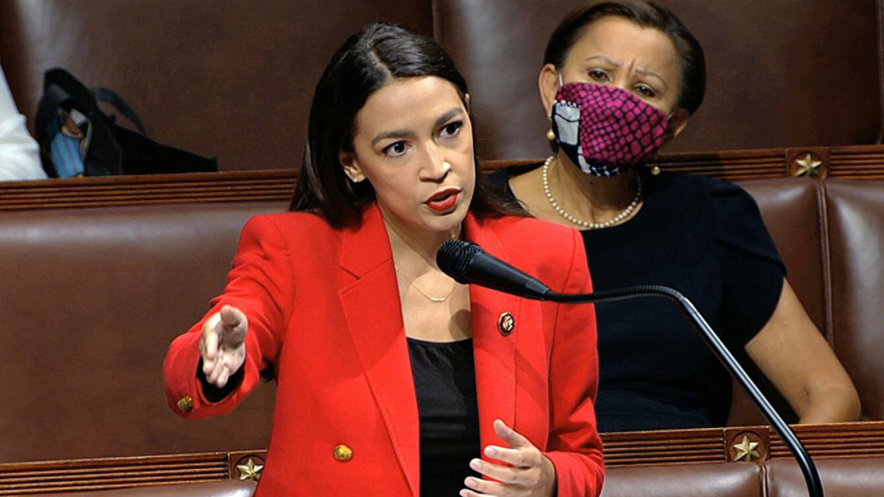 Alexandria Ocasio-Cortez le da una estocada a la misoginia