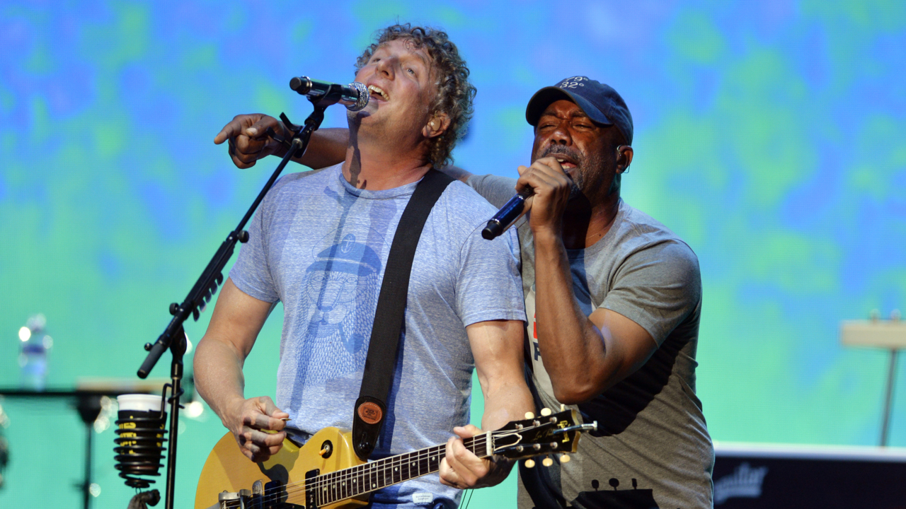 Hootie and The Blowfish bring their ‘Group Therapy Tour” to Raleigh