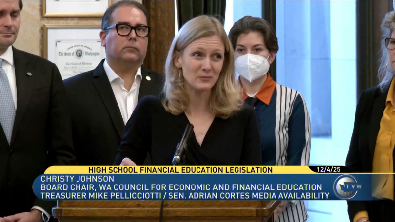 Washington moves to require high school financial education