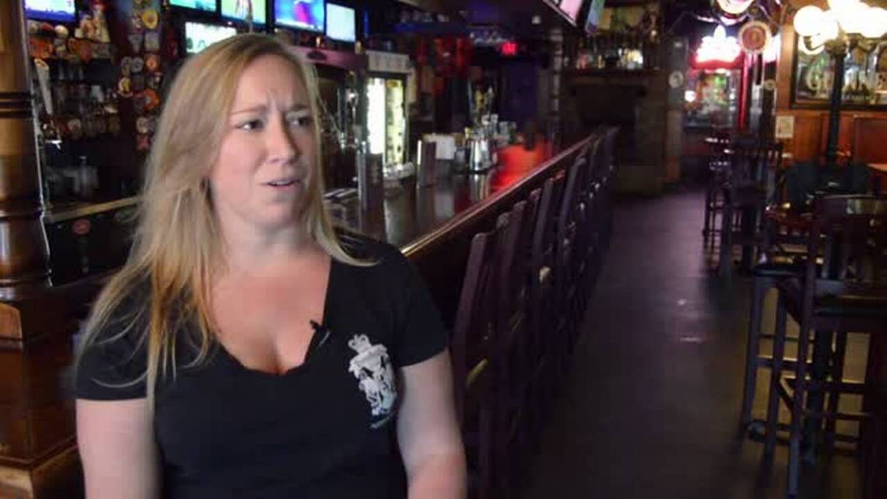 Rachel Buchanan of Bumstead's Pub in Myrtle Beach SC talks singing, hangovers and pickup lines from Buffalo Bill | Hot Pour