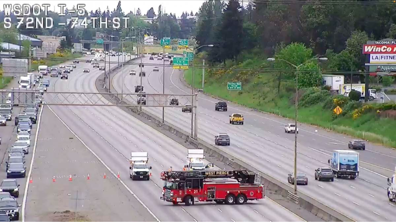 Sunday morning wreck on I-5 has all southbound lanes closed (video)